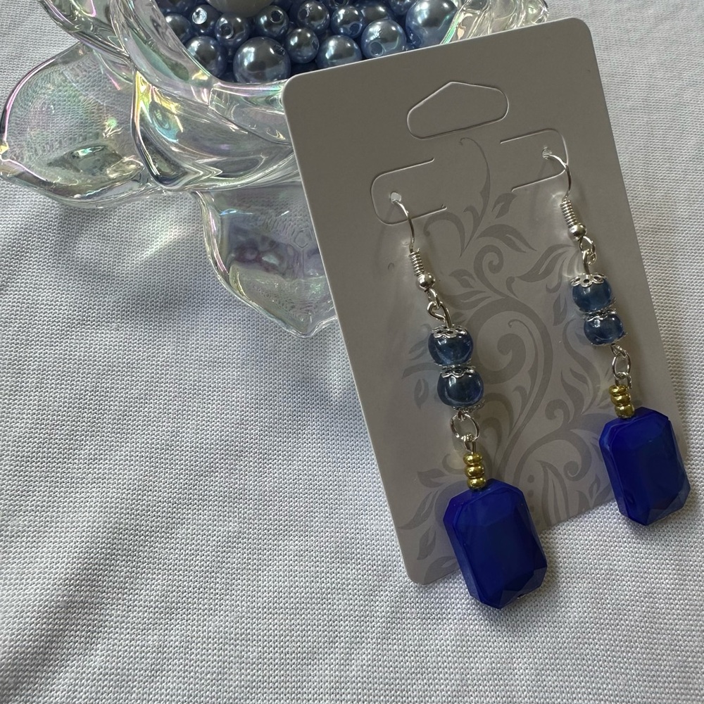 Elegant Blue and Gold Dangle Earrings